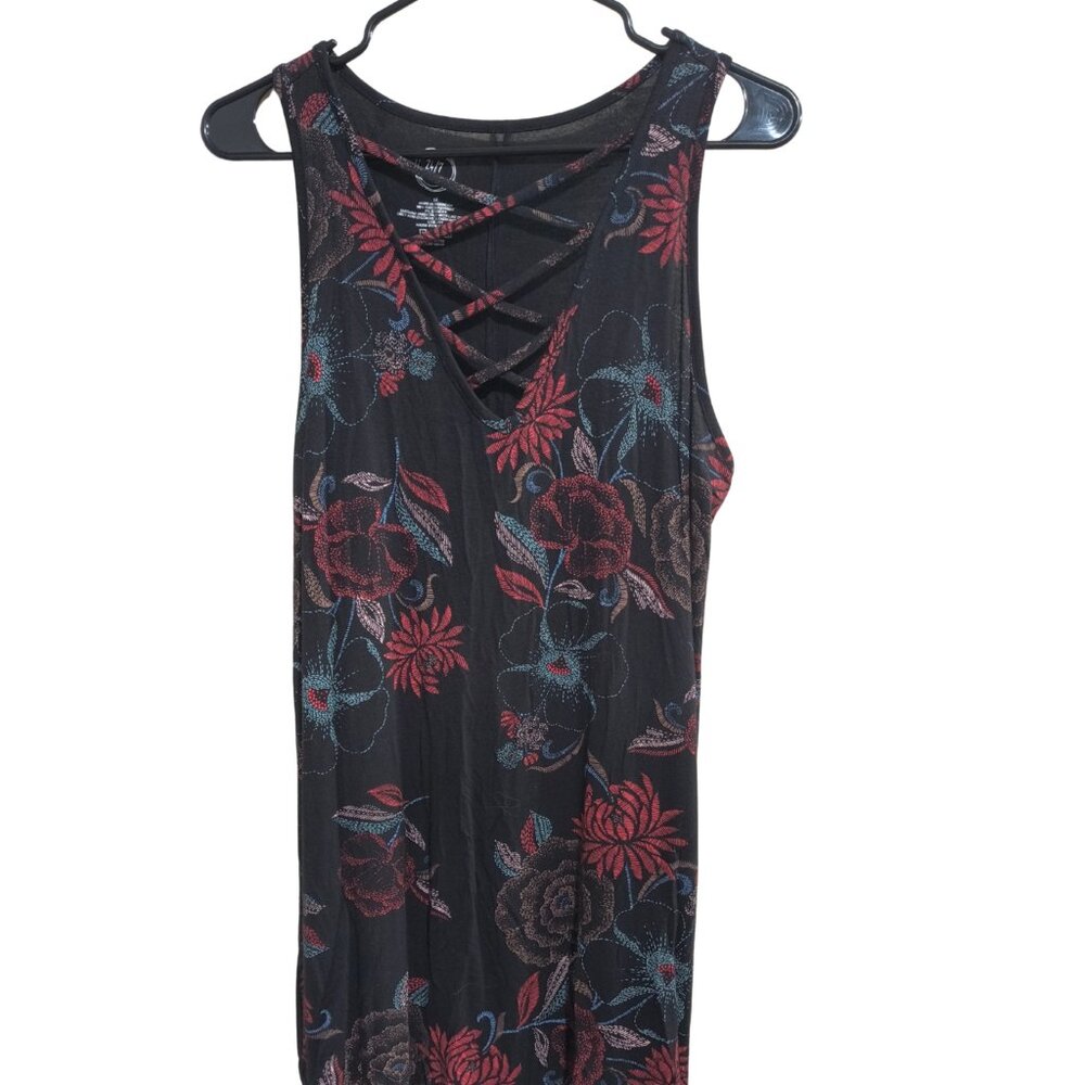 24/7 Maurices Medium Black Floral Print Tank Top Criss-Cross Front